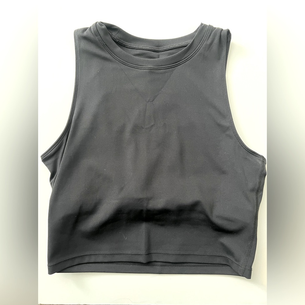 Black cropped tank top size medium